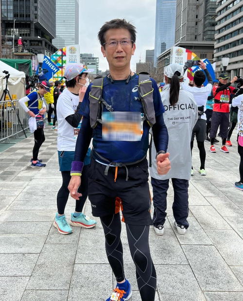 東京マラソンを完走した男性ランナー